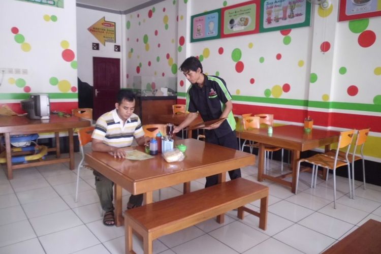 Mbak Ning 3: Jadi Teman Makan Malam di Cilacap yang Tak Pernah Mengecewakan